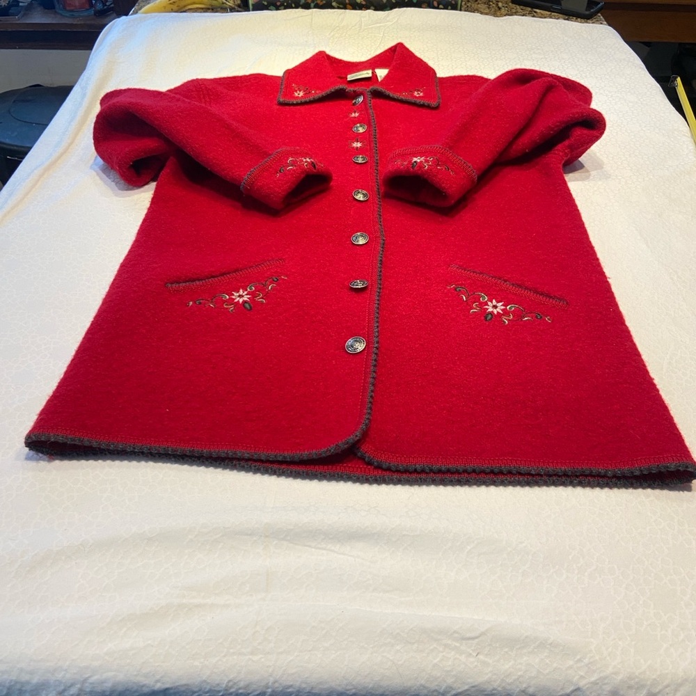 Red Embroidered Button-Up Cardigan - Picture 2 of 12